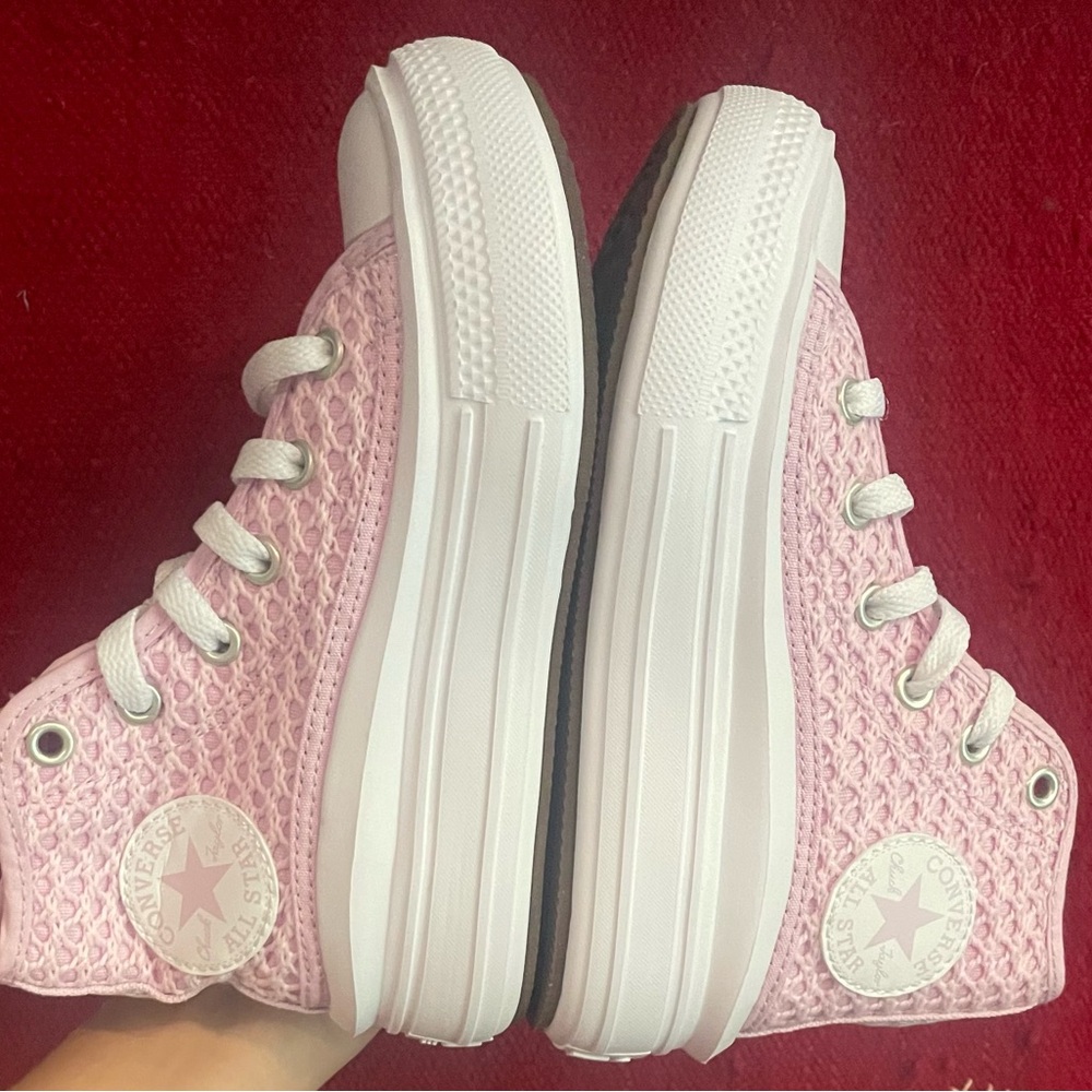 NWOT Converse